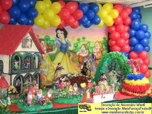 Branca de Neve - Decoraão de Aniversrio Infantil - MariaFumaaFestas® - Taguatinga-DF - fone: (61)35636663 - foto20