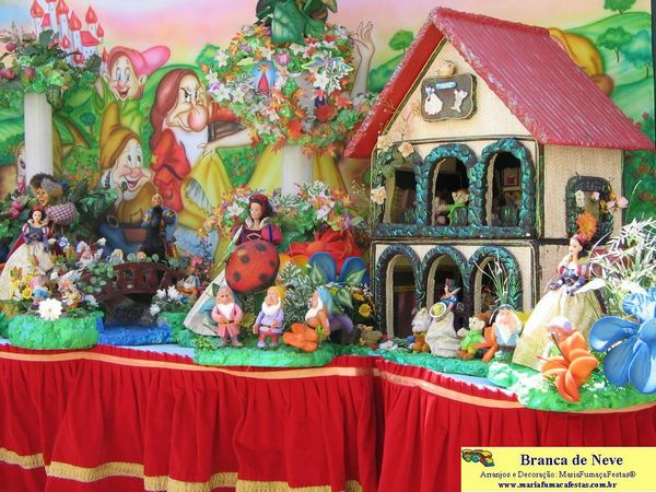 imagem Tema infantil Branca de Neve (29)