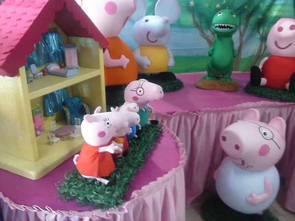 Temas Infantis desenvolvidos pela Maria Fumaa Festas - Decoraão de festa Peppa-Pig da Maria Fumaa Festas